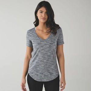 Lululemon Love Tee II Shirt 4 Color Space Dye White Black Size 10 W3MDPS V-Neck